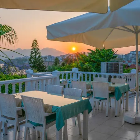 Konukevi Bacchus Antalya