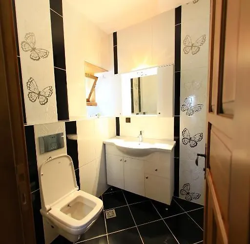 바쿠스 게스트하우스 4*