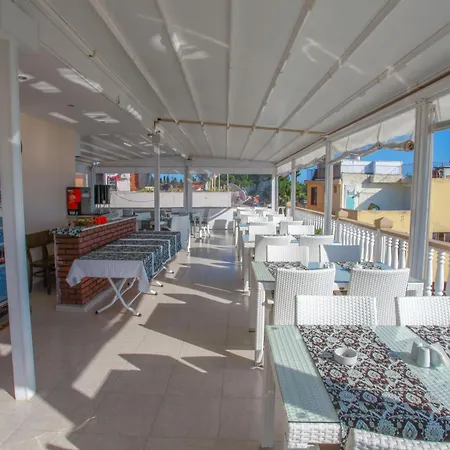 Bacchus Πανσιόν 4*