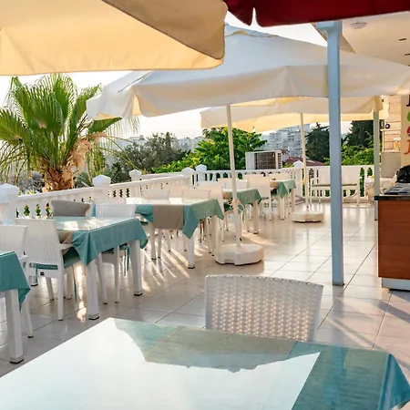 Bacchus Πανσιόν