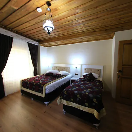 Bacchus Πανσιόν Αττάλεια