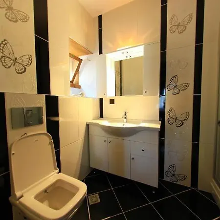 Bacchus אנטליה