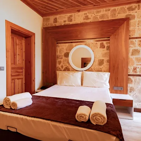 Bacchus בית הארחה